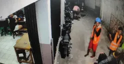 Para pelaku pencurian perangkat Base Transceiver Station (BTS) terekam kamera pengawas (CCTV). (Sumber: Bareskrim Polri)