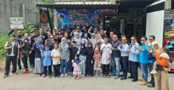 Forum Alumni 57.92 dan BAKA berkumpul menyambut Hari Anak Nasional di Biker Jowo, Cluster Azalea Blok W1, Cilodong, Kota Depok, Minggu, 19 Juli 2026. (Sumber: Poskota/Angga Pahlevi)