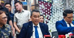 Pengacara Hotman Paris Hutapea memutuskan mengundurkan diri dari tim kuasa hukum mantan Jaksa Agung Muda Tindak Pidana Khusus (Jampidsus), Febrie Adriansyah. (Sumber: Poskota/Ali Mansur)