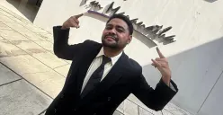 Komika Gian Luigi atau dikenal Gianluigich yang menghebohkan jagat maya usai mengunggah kronologi mengenai dugaan pinjaman dana talangan yang menyeret nama Wakil Gubernur Jawa Barat, Erwan Setiawan. (Sumber: Instagram/@gianluigich)
