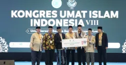 Penyaluran beasiswa oleh Baznas RI bagi mahasiswa Palestina yang ada di Indonesia. (Sumber: Istimewa)