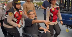 Kakek Pandih mendatangi Polres Metro Tangerang Kota untuk mendesak laporan terkait konflik lahan di di RT 02/RW 02, Kelurahan Kunciran Jaya, Kecamatan Pinang, segera dituntaskan, Jumat, 24 Juli 2026. (Sumber: Dok. Istimewa)