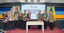 Penandatanganan Perjanjian Kerja Sama Program DPLK bank bjb bersama Universitas Al-Ma'soem. (Sumber: Istimewa)