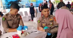 Kegiatan bakti kesehatan di Desa Pasirlangu, Kecamatan Cisarua, Kabupaten Badung Barat, Selasa, 23 Juni 2026. (Sumber: Poskota/Gatot Poedji Utomo)