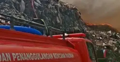 Kebakaran TPA Jatiwaringin, Kecamatan Sukadiri, Kabupaten Tangerang. (Sumber: Poskota/Veronica)