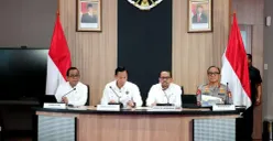 Wakil Kepala Kepolisian Republik Indonesia, Dedi Prasetyo saat konferensi pers persiapan mudik di Kantor KSP, Jakarta, Rabu, 11 Maret 2026. (Sumber: Mabes Polri)