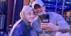 Identitas sosok selingkuhan Alexander Assad, suami Clara Shinta ramai diburu warganet. (Sumber: Instagram/@i_am_lxa)