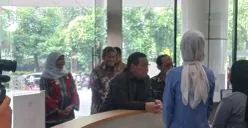 Pramono Anung saat meninjau Mal Pelayanan Publik (MPP) DKI Jakarta, Jumat, 2 Oktober 2026. (Sumber: Poskota/Syifa)