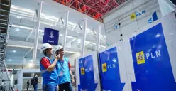 Petugas PLN UID Jakarta Raya memantau sistem kelistrikan saat pertandingan Timnas Indonesia vs Thailand dalam Final FIFA ASEAN Cup 2026 di area Stadion Utama Gelora Bung Karno (SUGBK), Jakarta Pusat. (Sumber: Dok. PLN UID Jakarta Raya)