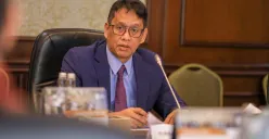 Cek fakta video benarkah Prabowo kembali melantik Purbaya? (Sumber: Wikimedia Commons)