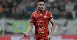 Kapten Persija Jakarta Rizky Ridho mengecam insiden penyerangan terhadap rombongan bus EPA Persib Bandung U-18 di Batang, Jawa Tengah. (Sumber: Ileague)