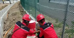 Tim InfraNexia memastikan kesiapan infrastruktur jaringan di kawasan Sirkuit Mandalika, Kabupaten Lombok Tengah, NTB, untuk mendukung penyelenggaraan MotoGP 2026. (Sumber: Dok. Telkom Indonesia)