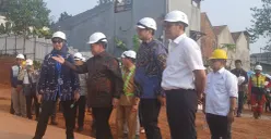 Gubernur Jakarta, Pramono Anung meninjau Embung Kebagusan, Jakarta Selatan, Selasa, 13 Oktober 2026. (Sumber: Poskota/Syifa Putri)