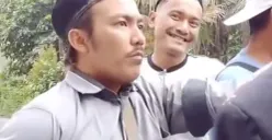 Situasi saat pembubaran jemaat Gereja Kristen Protestan Indonesia (GKPI) Rajeg, Kabupaten Tangerang. (Sumber: X/@txtruangpodcast)