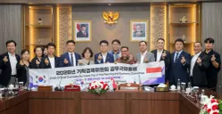 Ketua DPRD DKI Jakarta Suhud Alynudin menerima kunjungan delegasi Parlemen Chungnam, Korea Selatan, Jakarta, Selasa, 13 Oktober 2026.