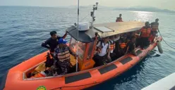 Kapal KM Feronia tenggelam di Labuan Bajo pada Selasa, 13 Oktober 2026 diduga disebabkan karena arus laut yang kuat. (Sumber: Dok. Basarnas)