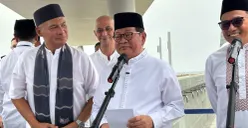 Gubernur Jakarta, Pramono Anung memberikan pernyataan kepada media di Kawasan Taman Impian Jaya Ancol, Jakarta Utara, Jumat, 16 Oktober 2026. (Sumber: Poskota/Syifa Putri)