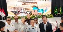 Kejagung mulai mengembalikan kerugian korban Koperasi Simpan Pinjam Indosurya melalui penyerahan dana sekitar Rp229 miliar pada tahap pertama pemulihan aset. (Sumber: Poskota/Ali Mansur)