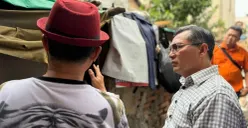 Kunjungan Anggota DPD RI Dapil Jakarta, Achmad Azran ke kediaman warga di kawasan padat penduduk RT 06/RW 08, Kelurahan Kalibaru, Cilincing, Jakarta Utara. (Sumber: Dok. Istimewa)