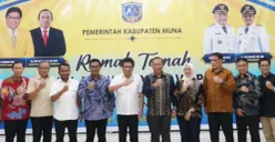 Penyerahan 100 Sertipikat Hak Milik (SHM) tanah di Kabupaten Muna, Sulawesi Tenggara, Kamis, 8 Oktober 2026. (Sumber: Istimewa)