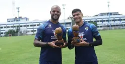 David da Silva dan Ciro Alves pernah menjadi andalan Persib Bandung. Peluang keduanya memperkuat Timnas Indonesia bergantung pada status naturalisasi, kelayakan FIFA, dan keputusan pelatih. (Sumber: Persib)