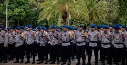 Polda Metro Jaya bersama TNI, Pemerintah Provinsi DKI Jakarta, dan petugas Pengamanan Dalam (Pamdal) mengawal 77 kegiatan masyarakat di wilayah Jakarta pada Rabu, 28 Oktober 2026. (Sumber: Polda Metro Jaya)