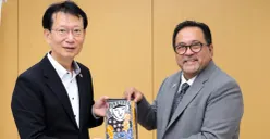 Wakil Gubernur DKI Jakarta, Rano Karno (kanan) bersama Wakil Gubernur Tokyo, Tomohide Sato (kiri) di Tokyo Metropolitan Goverment, Selasa, 27 Oktober 2026. (Sumber: Pemprov DKI Jakarta)