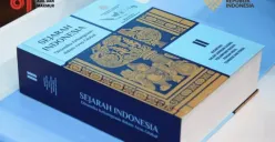 Sejarah Indonesia jilid 1-5 (Sumber: Kemenbud.go.id)