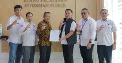 Wakil Wali Kota Tangsel, Pilar Saga Ichsan meninjau pembangunan turap dan bronjong, Rabu, 2 September 2026. (Sumber: Dok. Istimewa)