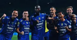 Potret para pemain Persib Bandung saat pertandingan pekan pertama Super League 2026/2027. (Sumber: Instagram/@vidiosports)