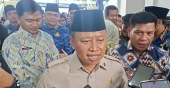 Wali Kota Depok Supian Suri saat menghadiri kegiatan masyarakat di Depok. (Sumber: Pos Kota/Angga)