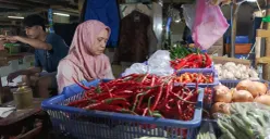 Cabai merah keriting, cabai rawit merah alami kenaikan harga, Kamis, 10 September 2026. (Sumber: Pos Kota/ Ali Mansur)