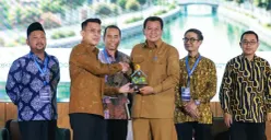 Bupati Tangerang, Maesyal Rasyid (tengah). (Sumber: Istimewa)