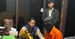 Tersangka menjalani pemeriksaan di ruang Unit Jatanras Polresta Serang Kota atas dugaan kasus pembunuhan. (Sumber: Dok. Istimewa)