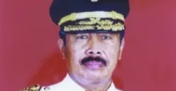 Mantan Gubernur Jawa Barat Danny Setiawan meninggal dunia pada Sabtu, 19 September 2026 dalam usia 81 tahun. (Sumber: Wilkipedia)