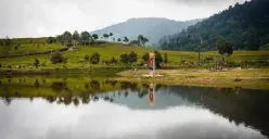 Sejumlah destinasi wisata Bogor menawarkan pilihan liburan beragam, mulai dari wisata alam, taman bunga hingga tempat rekreasi bernuansa Eropa. (Sumber: Wikimedia Commons)