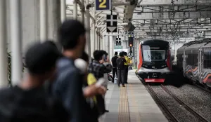 Potret peron Stasiun Manggarai. (Sumber: Poskota/Bilal Nugraha Ginanjar)