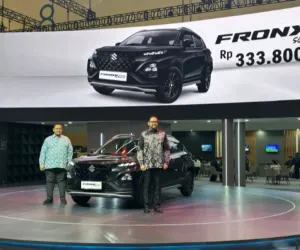 Harga Suzuki Fronx SGX Hybrid Kuro. (Sumber: Poskota/Aldi Harlanda Irawan)