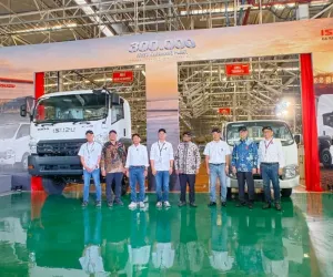 Pabrik Isuzu Karawang Plant (IKP) berhasil memproduksi 300.000 unit kendaraan (Sumber: Poskota/ Dimas Prassetyo)