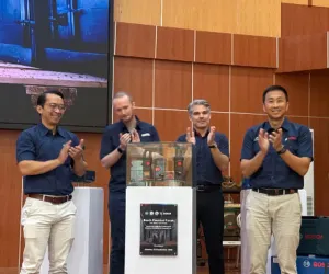 Bosch Power Tools membekali mahasiswa PNJ dengan tiga alat ukur kelistrikan terbaru. (Sumber: Poskota/Aldi Harlanda Irawan)