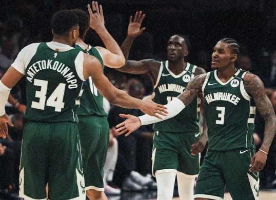 Daftar tim lolos playoffs NBA 2025, Milwaukee Bucks memastikan jadi tim kedelapan yang melangkah ke fase berikut. (Sumber: Instagram @bucks)