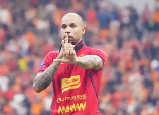 Potret penyerang Persija Jakarta, Gustavo Almeida yang dirumorkan tertarik bermain untuk Persib Bandung. (Sumber: X/@labiebsadat)
