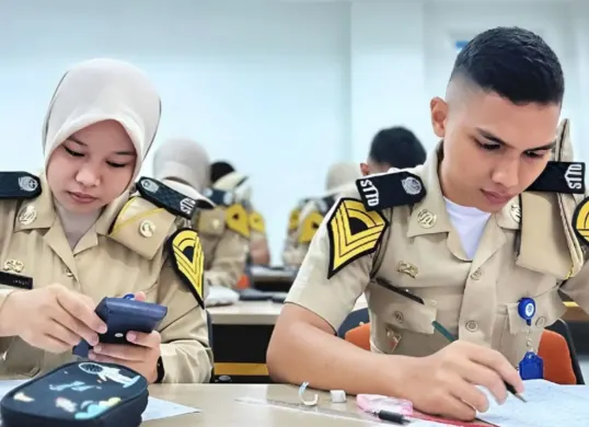 Ilustrasi sekolah kedinasan, BKN buka 3.252 formasi Sekolah Kedinasan 2025 mulai 29 Juni. Catat jadwal penting, dokumen yang dibutuhkan, dan alur pendaftaran lewat SSCASN.(Sumber: Bimbel Sekolah Kedinasan)