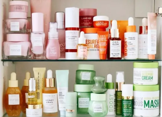 Simak tips lengkap menyimpan skincare agar tetap efektif. (Sumber: Pinterest/The Zoe Report)