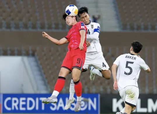 Kemenangan dramatis Timnas Indonesia U-17 atas Korea Selatan di laga pembuka Grup C Piala Asia U-17 2025. (Sumber: Dok/PSSI)