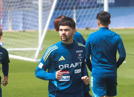 Sandy Walsh siap kembali tampil untuk Yokohama Marinos saat lawan Shimizu S-Pulse?. (Sumber: Instagram @yokohamaf.marinos)