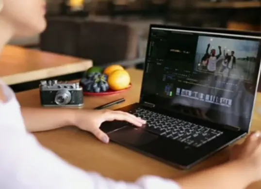Coba pelajari cara membuat konten edukasi berupa video yang bisa dimonetisasi, hits dan menghasilkan cuan. (Sumber: YouTube/@Dana Milenial)