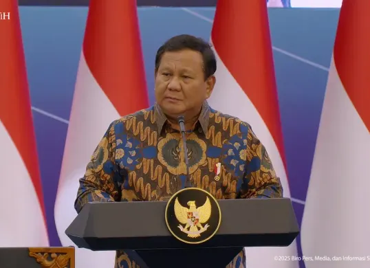 Presiden Prabowo lantik Gubernur-Wakil Gubernur Bangka Belitung dan Papua Tengah hari ini pukul 14.00 WIB di Istana. (Sumber: YouTube/Sekretariat Presiden)