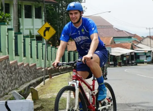 Bek Persib Bandung Nick Kuipers jadi salah satu pemain yang berakhir kontraknya di tahun 2025. (Dokumen pribadi)