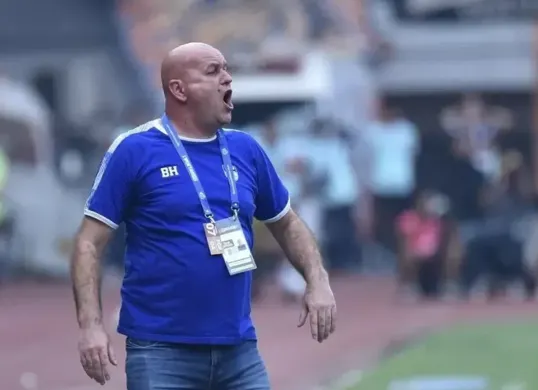 Bojan Hodak antar PERSIB back to back juara Liga 1, samai rekor Indra M. Tohir di era 90-an. (Sumber: Dok/Persib)